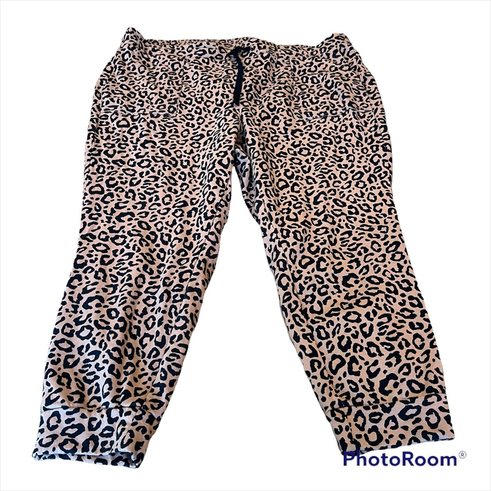 Torrid leopard sweatpants! Size 4X